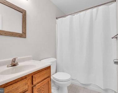 93 William Patterson Court - Photo Thumbnail 13