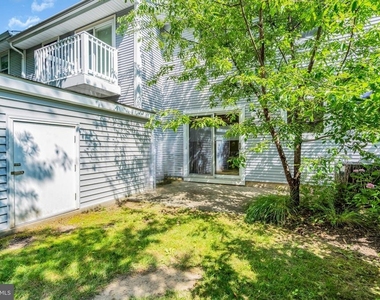 93 William Patterson Court - Photo Thumbnail 19