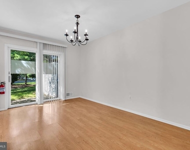 93 William Patterson Court - Photo Thumbnail 5