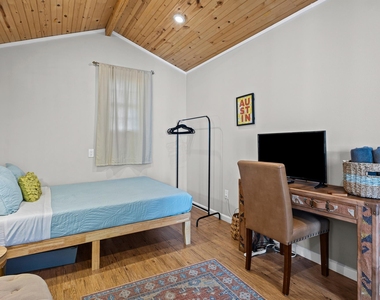 1137 Richardine Ave - Photo Thumbnail 11