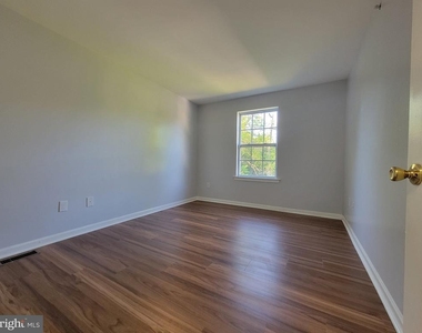 97 Spring Street - Photo Thumbnail 13