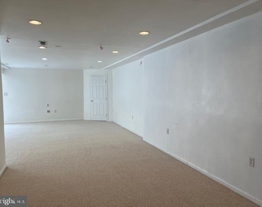 245 Colt Street - Photo Thumbnail 24
