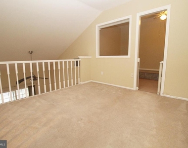 262 Andover Place - Photo Thumbnail 23