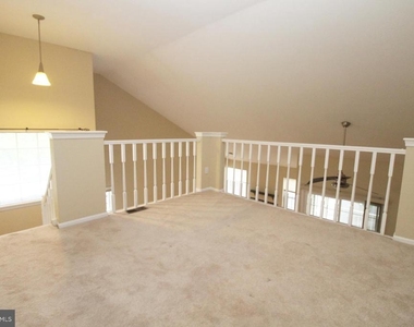 262 Andover Place - Photo Thumbnail 20