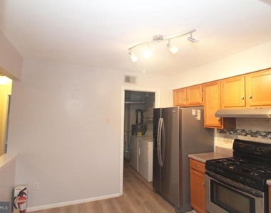 262 Andover Place - Photo Thumbnail 7