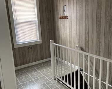 929 Johnston Avenue - Photo Thumbnail 12