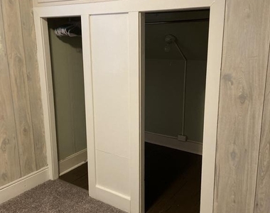 929 Johnston Avenue - Photo Thumbnail 6