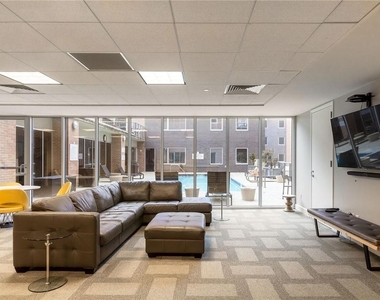 901 W 9th St - Photo Thumbnail 28