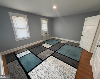 25 College Avenue - Photo Thumbnail 9