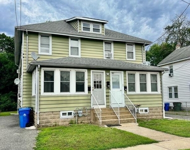 25 College Avenue - Photo Thumbnail 1