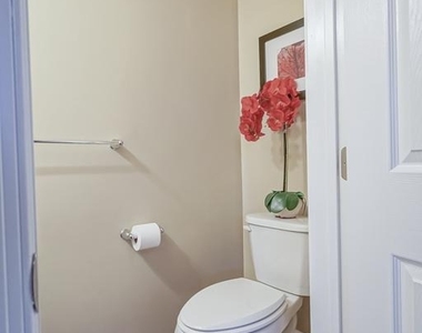 474 Aura Road - Photo Thumbnail 18