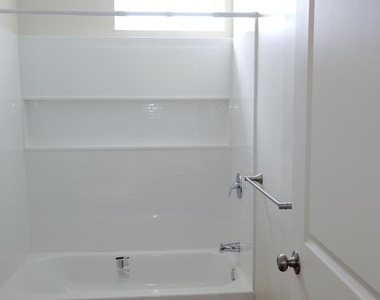 126 Washington Avenue - Photo Thumbnail 8