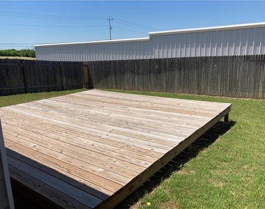 480 Triumph Rd - Photo Thumbnail 29