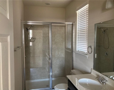 480 Triumph Rd - Photo Thumbnail 14