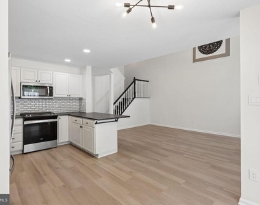 771 Barton Run Boulevard - Photo Thumbnail 11