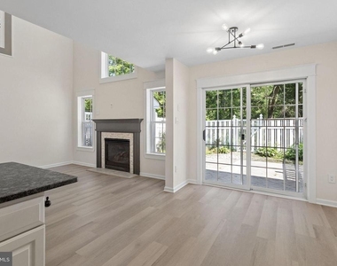 771 Barton Run Boulevard - Photo Thumbnail 14
