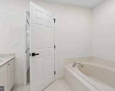 771 Barton Run Boulevard - Photo Thumbnail 22