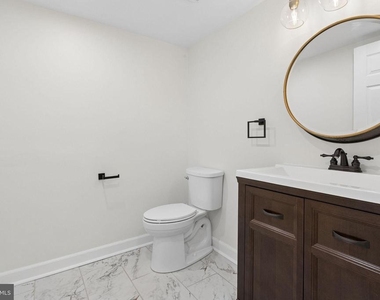 771 Barton Run Boulevard - Photo Thumbnail 3