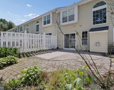 771 Barton Run Boulevard - Photo Thumbnail 33