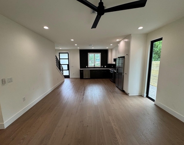 3510 Lyons Rd - Photo Thumbnail 3