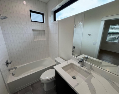 3510 Lyons Rd - Photo Thumbnail 8