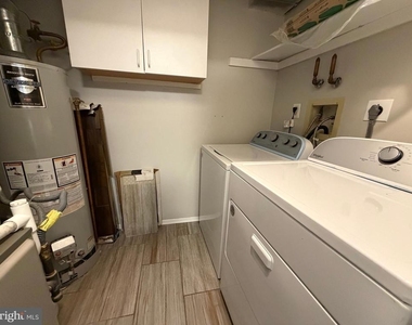 4306 Aberdeen Drive - Photo Thumbnail 12