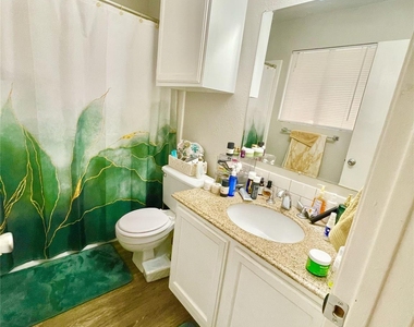 7103 Woodhue Ct - Photo Thumbnail 28