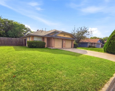 2304 Smith Branch Blvd - Photo Thumbnail 2