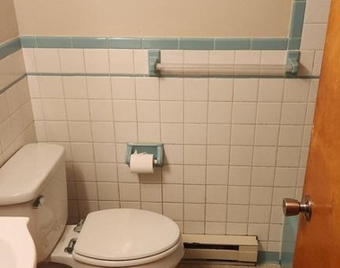 5 W Magnolia, Avenue - Photo Thumbnail 7