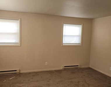 5 W Magnolia, Avenue - Photo Thumbnail 5
