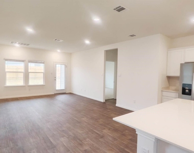302 Gladiola Loop - Photo Thumbnail 11