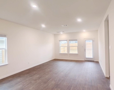 302 Gladiola Loop - Photo Thumbnail 9