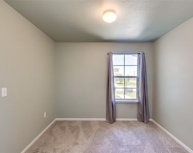 12213 Riprap Dr - Photo Thumbnail 11