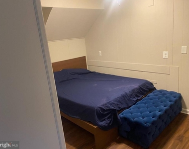 7307 Brooklyn Bridge Road - Photo Thumbnail 8