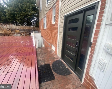 7307 Brooklyn Bridge Road - Photo Thumbnail 1