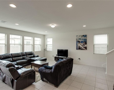 9109 Garnet Dr - Photo Thumbnail 15
