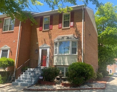 5508 E Boniwood Turn - Photo Thumbnail 9
