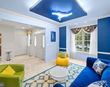 1116 Autumn Brook Avenue - Photo Thumbnail 6