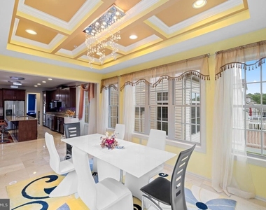 1116 Autumn Brook Avenue - Photo Thumbnail 22