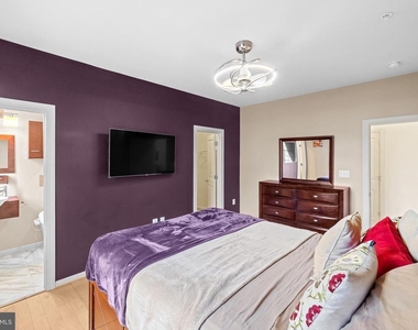 1116 Autumn Brook Avenue - Photo Thumbnail 24