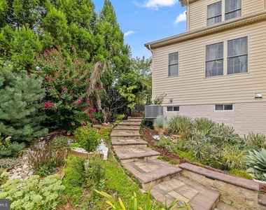 1116 Autumn Brook Avenue - Photo Thumbnail 64
