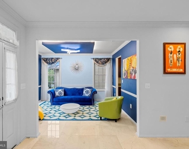 1116 Autumn Brook Avenue - Photo Thumbnail 4