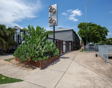 2020 S Congress Ave - Photo Thumbnail 23