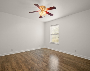 2020 S Congress Ave - Photo Thumbnail 15