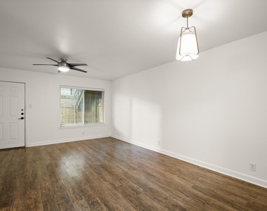2020 S Congress Ave - Photo Thumbnail 3