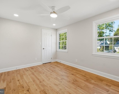 12301 Espalier Place - Photo Thumbnail 29