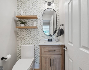 12301 Espalier Place - Photo Thumbnail 16