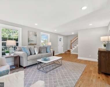 12301 Espalier Place - Photo Thumbnail 9