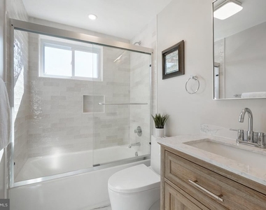 12301 Espalier Place - Photo Thumbnail 32