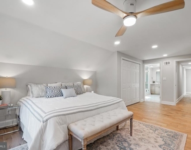 12301 Espalier Place - Photo Thumbnail 21